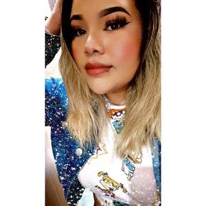 Meet your Posher, Angeles